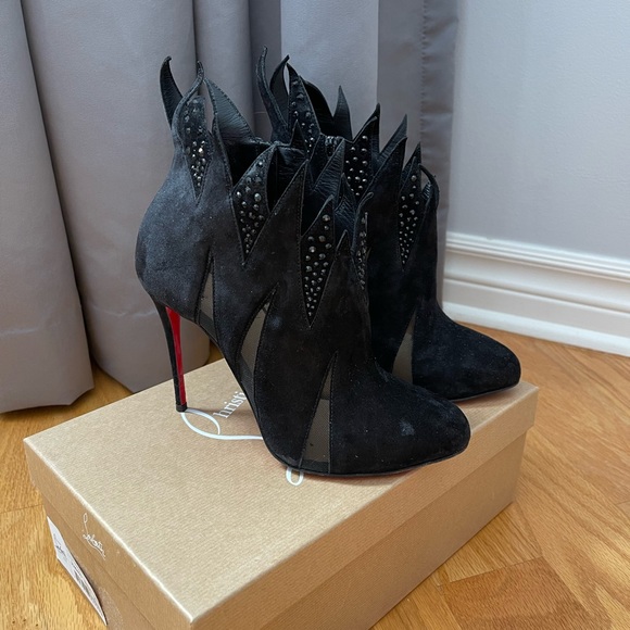 Authentic Christian Louboutin suede booties - Picture 3 of 10